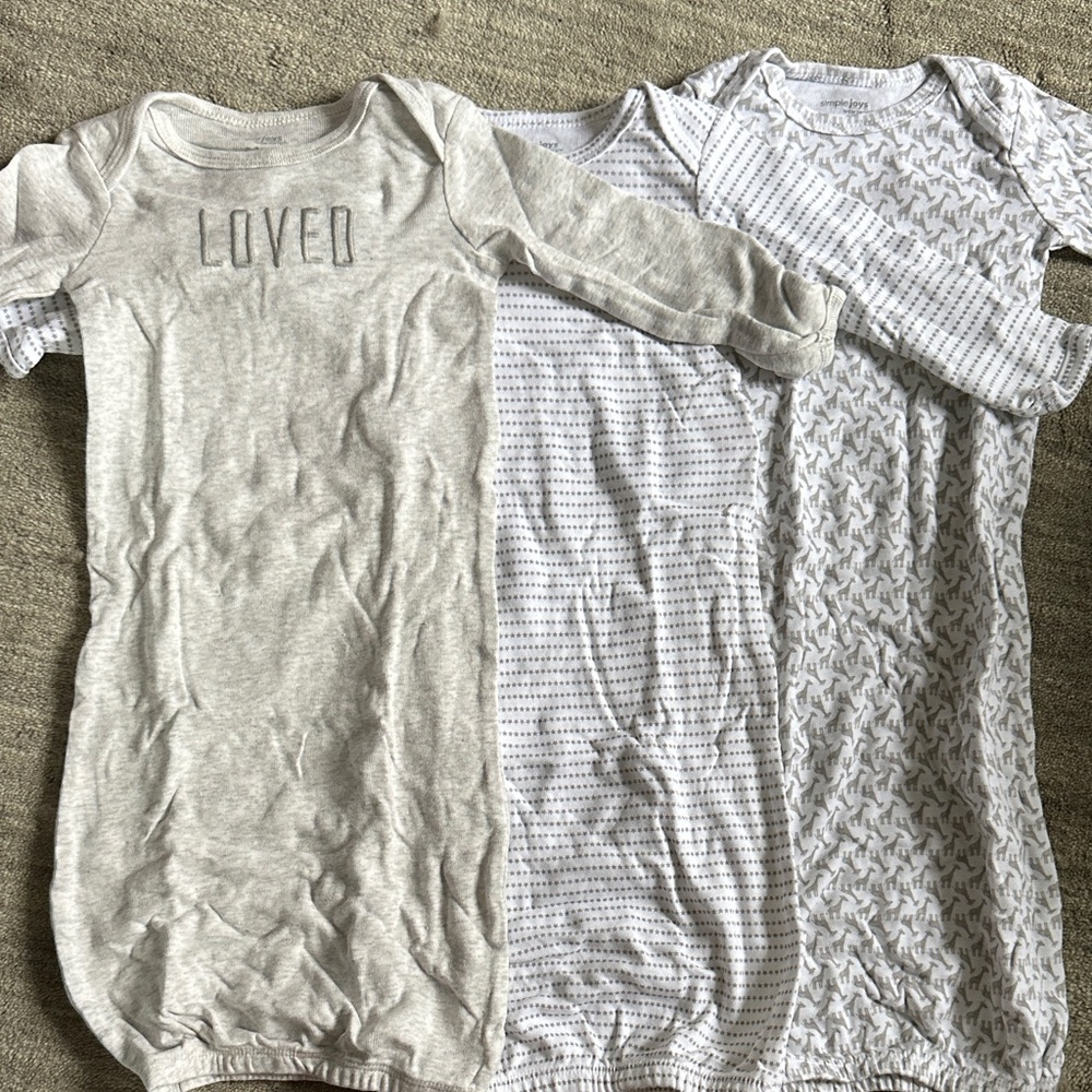 Adorable Gray and White Kids Pajamas Nightgowns